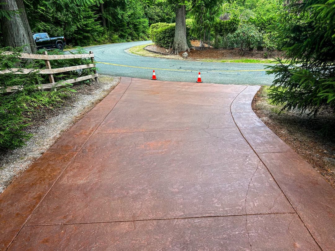 Concrete stained driveway